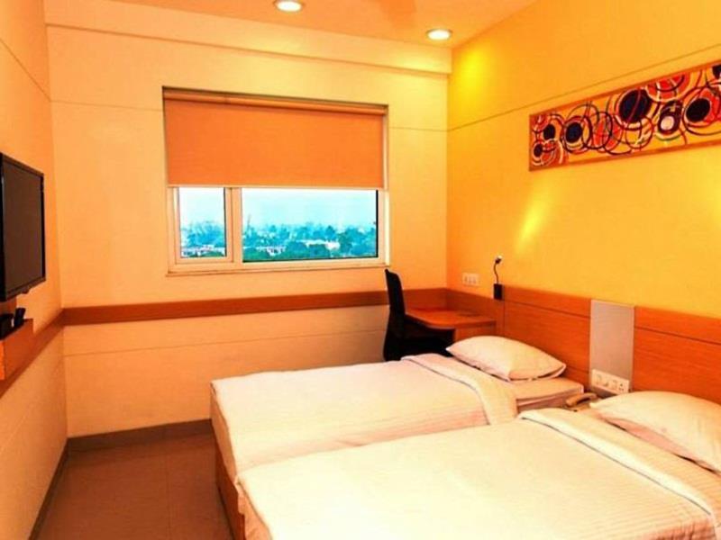 Red Fox Hotel, Chandīgarh Eksteriør billede
