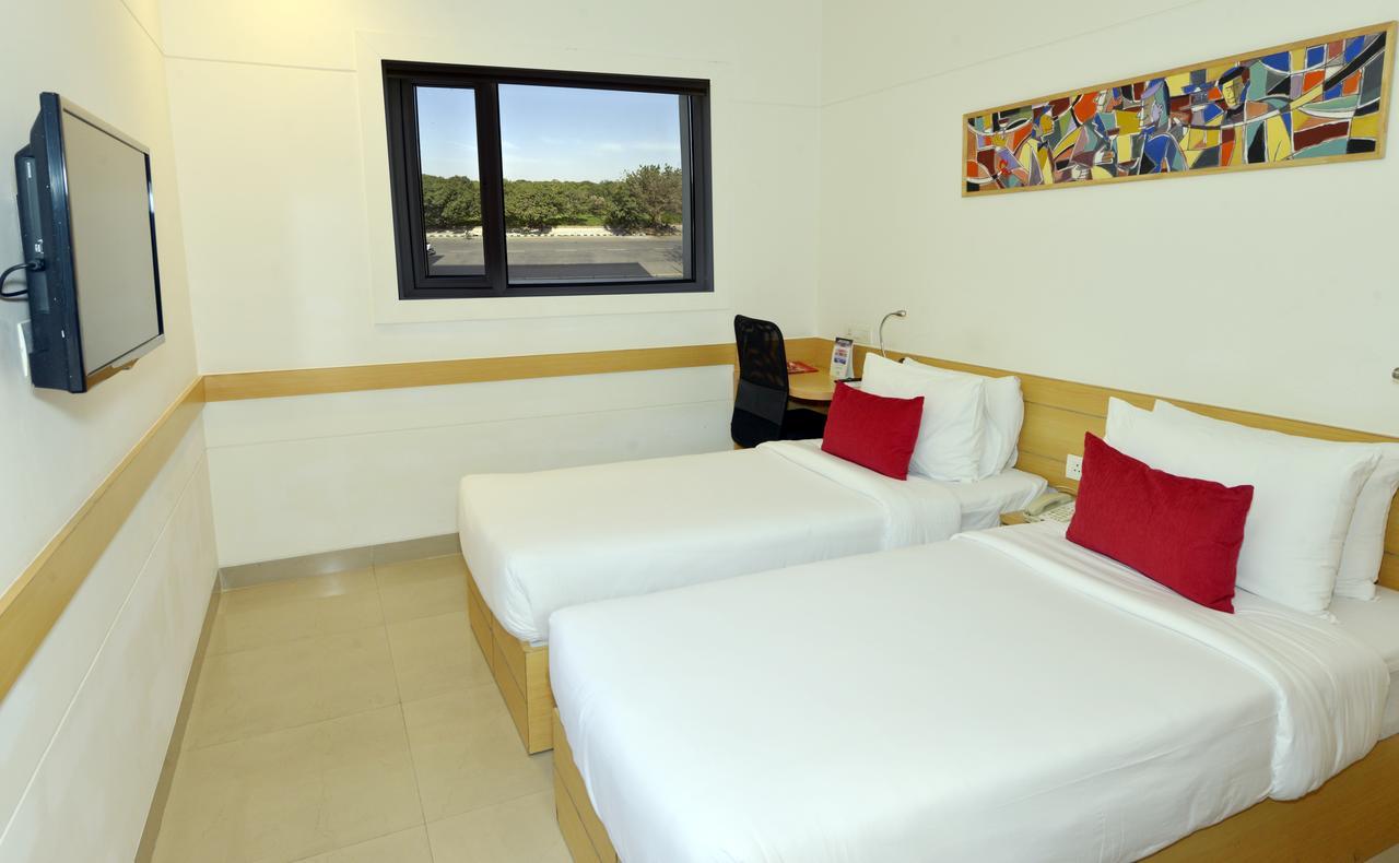 Red Fox Hotel, Chandīgarh Eksteriør billede